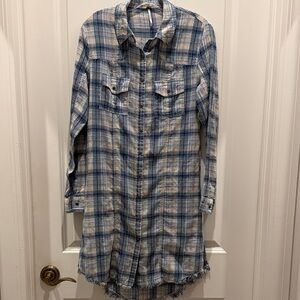 Free People Plaid Button-Up Long Shirt Size Small